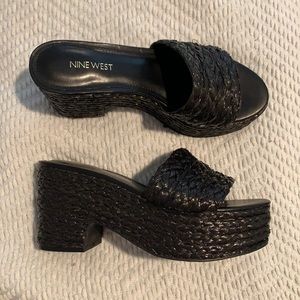 NINE WEST Rafts Platform Slides Size 9 BRAND NEW NEVER WORN- NWOB